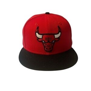 NEW ERA CHICAGO BULLS MENS RED 59FIFTY FITTED HAT - 7 1/2 NBA